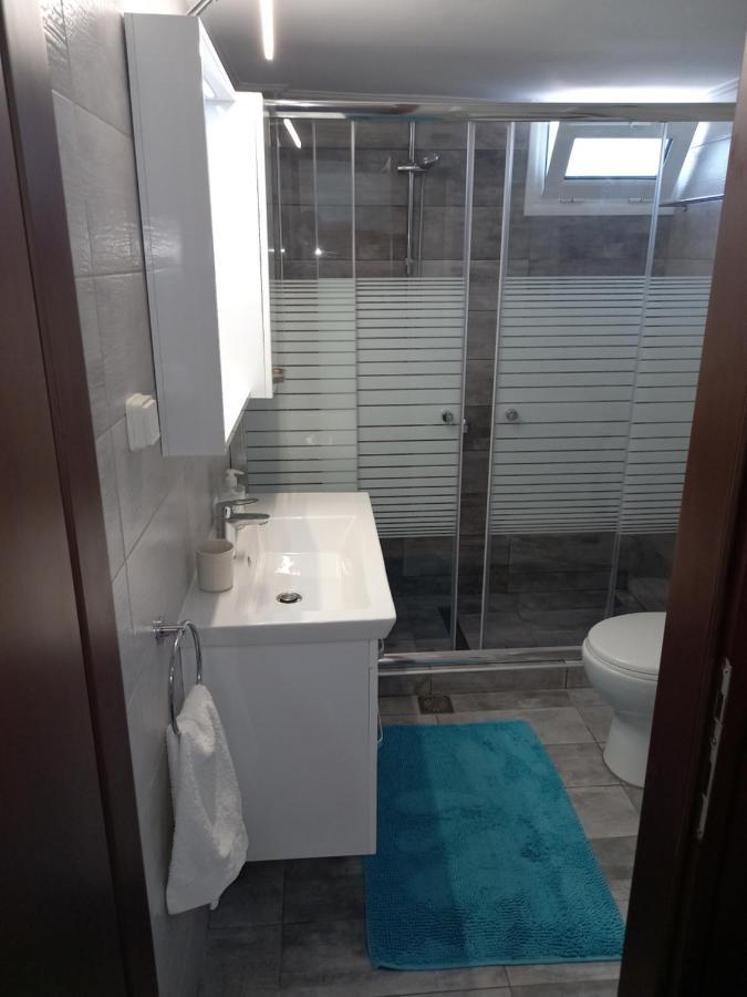 Ekie Apartment With Sea View Kalamata Exterior photo