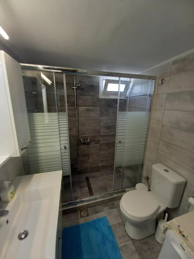 Ekie Apartment With Sea View Kalamata Exterior photo